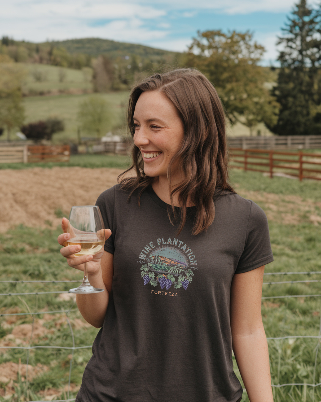 Camiseta básica. Wine Plantation