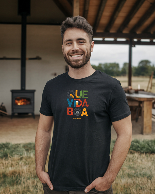 Camiseta básica - Que vida boa